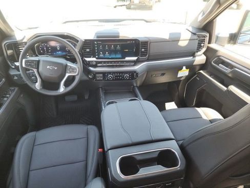 New 2026 Chevrolet Silverado 3500 LTZ w/ LTZ Plus Package AWD/4WD image 32