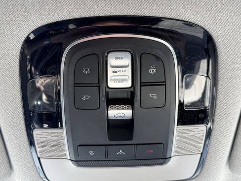Used 2021 Hyundai Palisade Limited AWD/4WD image 42