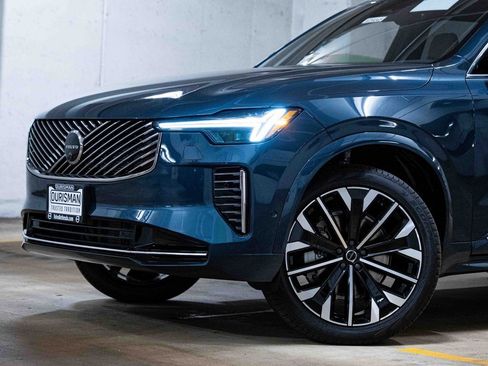 New 2026 Volvo XC90 B6 Plus w/ Protection Package Premier image 2