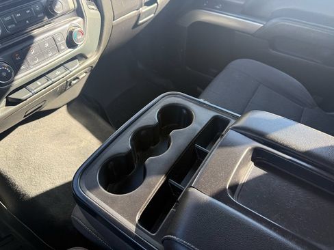 Used 2019 Chevrolet Silverado 1500 LT AWD/4WD image 22