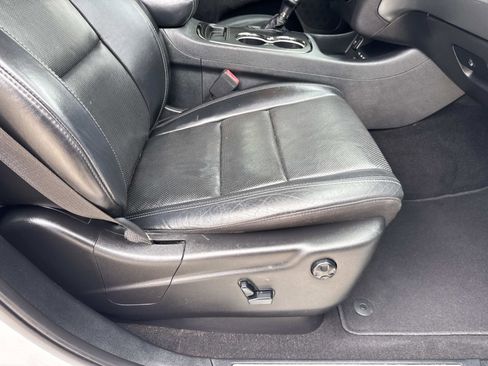 Used 2020 Dodge Durango R/T RWD image 11