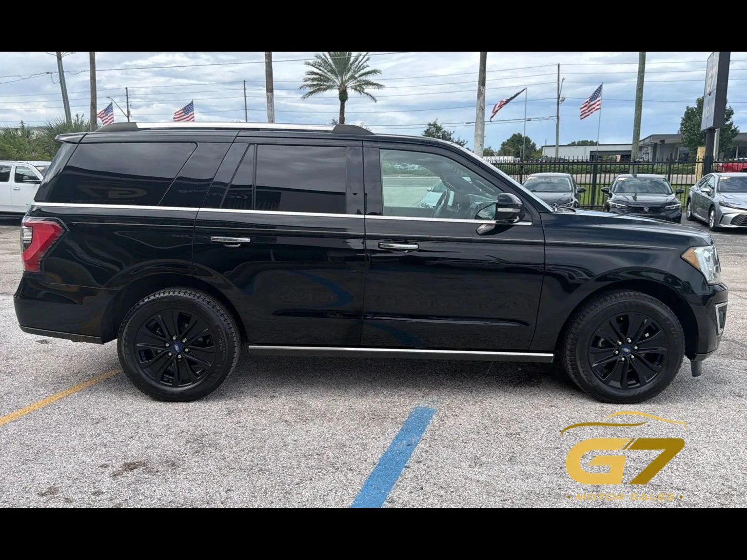 Used 2018 Ford Expedition Limited w/ Equipment Group 301A RWD image 8