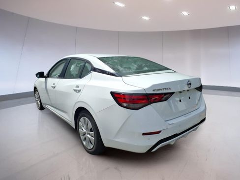 Used 2023 Nissan Sentra S FWD image 3