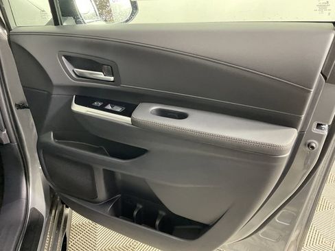 New 2026 Toyota Sienna Limited image 22