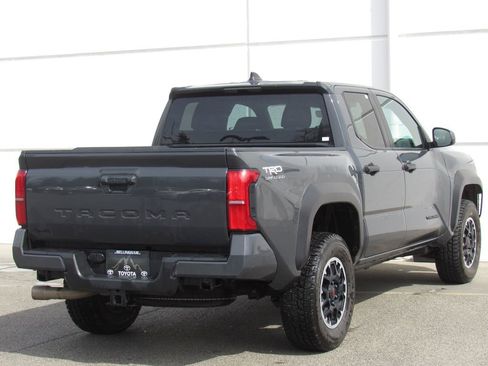 Certified 2024 Toyota Tacoma TRD Off-Road AWD/4WD image 6