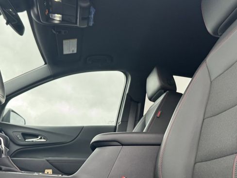 Used 2024 Chevrolet Equinox RS image 12