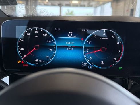 Used 2022 Mercedes-Benz GLA 250 4MATIC image 7