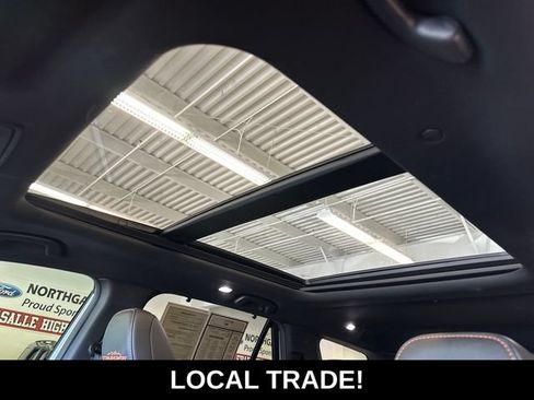 Used 2025 Honda Pilot TrailSport image 4