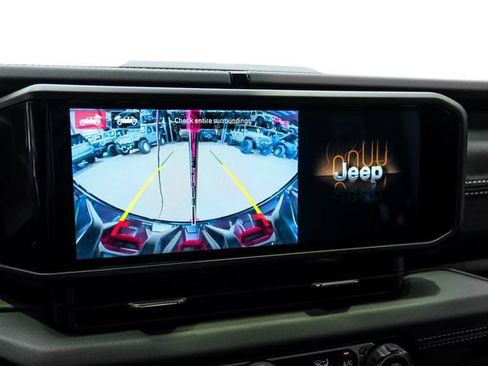 Used 2024 Jeep Wrangler Unlimited Rubicon w/ Technology Group AWD/4WD image 65