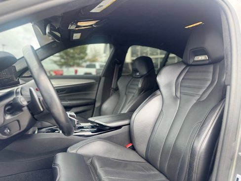 Used 2019 BMW M5 w/ Executive Package image 17