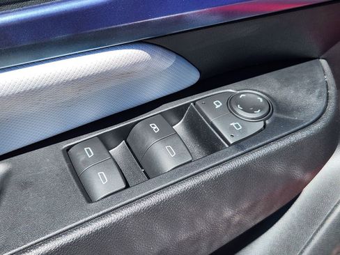 New 2026 Chevrolet Equinox EV LT AWD/4WD image 12