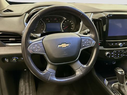 Used 2019 Chevrolet Traverse RS image 18