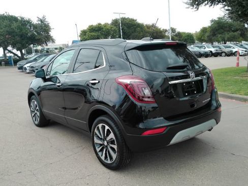 Used 2021 Buick Encore Preferred FWD image 9