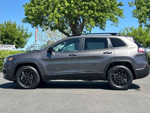 Certified 2023 Jeep Cherokee Altitude Lux AWD/4WD image 7