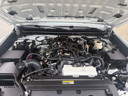 Used 2024 Toyota Tacoma SR RWD image 29