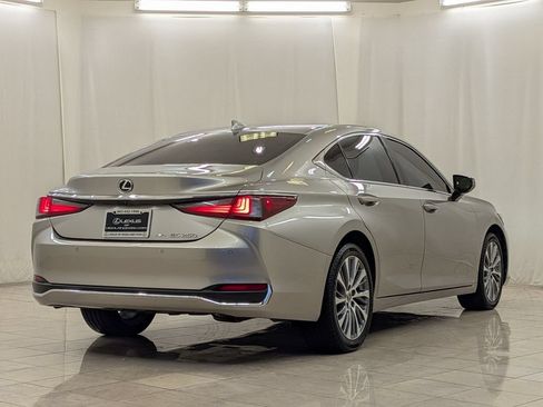 Certified 2021 Lexus ES 250 w/ Premium Package AWD/4WD image 9