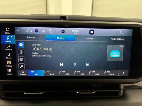 Used 2025 Jeep Wrangler Unlimited Sahara AWD/4WD image 55