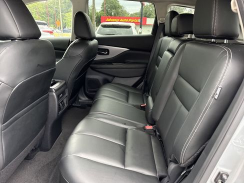 Used 2024 Nissan Murano SV w/ SV Midnight Edition Package AWD/4WD image 10