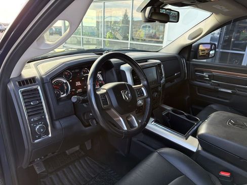 Used 2014 RAM 1500 Laramie w/ Convenience Group image 16