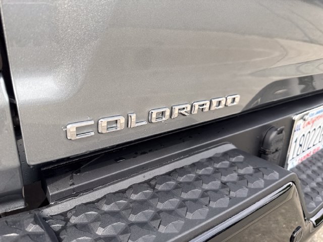 Used 2025 Chevrolet Colorado Trail Boss AWD/4WD image 31