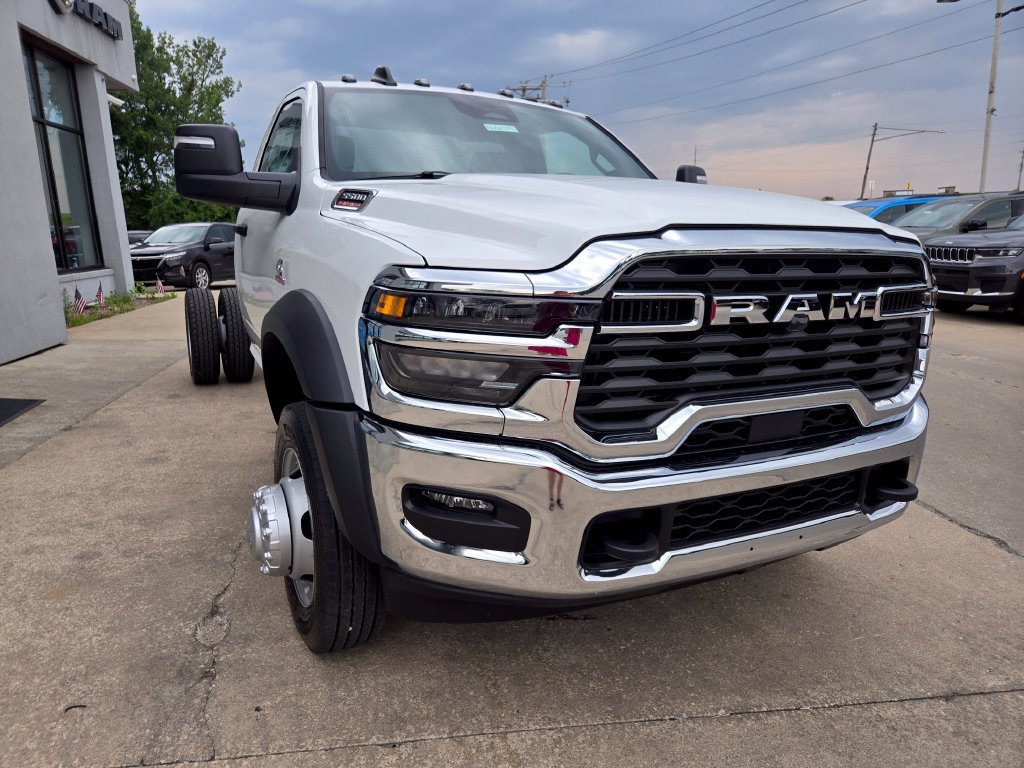 New 2026 RAM 5500 Tradesman w/ Chrome Appearance Group AWD/4WD image 14