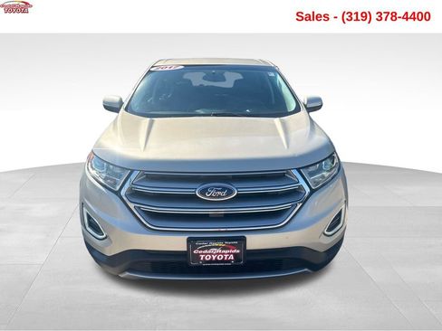 Used 2017 Ford Edge Titanium w/ Technology Package FWD image 10