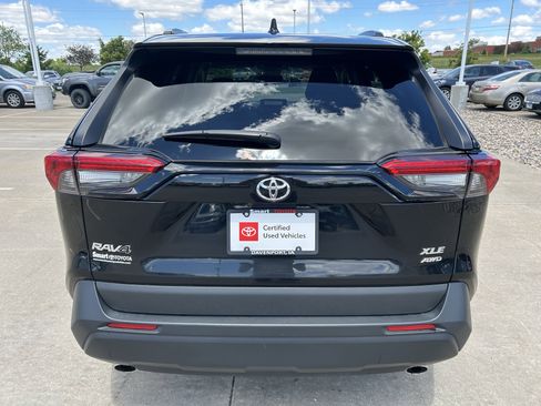 Certified 2025 Toyota RAV4 XLE AWD/4WD image 5