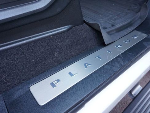 Used 2020 Ford F150 Platinum w/ Equipment Group 701A Luxury image 18