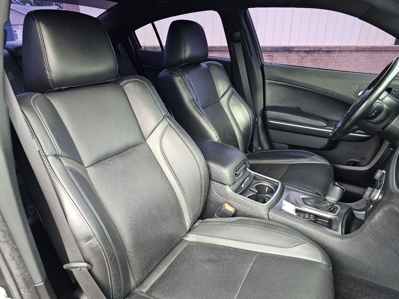 Used 2021 Dodge Charger SXT w/ Leather Interior Group RWD image 20