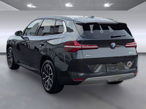 Used 2025 BMW X3 xDrive30i image 3