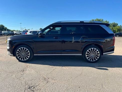 Used 2026 Hyundai Palisade Calligraphy AWD/4WD image 2