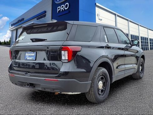 New 2025 Ford Explorer 4WD Police Interceptor image 3