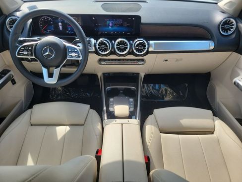 Used 2023 Mercedes-Benz GLB 250 image 14