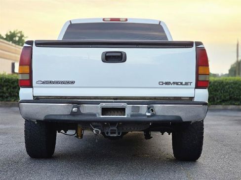 Used 2000 Chevrolet Silverado 1500 LS w/ Off-Road Chassis Pkg AWD/4WD image 7