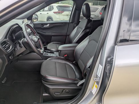 Used 2023 Ford Escape ST-Line image 7