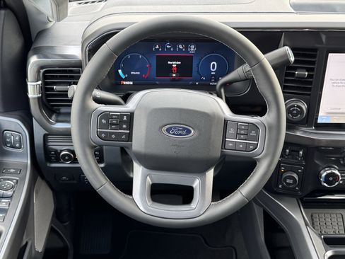 New 2026 Ford F250 Lariat w/ Black Appearance Package AWD/4WD image 15