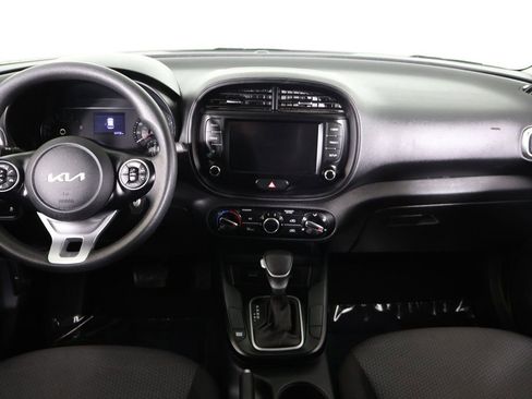 Used 2022 Kia Soul LX w/ Technology Package image 32