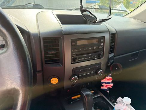 Used 2012 Nissan Titan SV w/ Sport Appearance Pkg RWD image 22