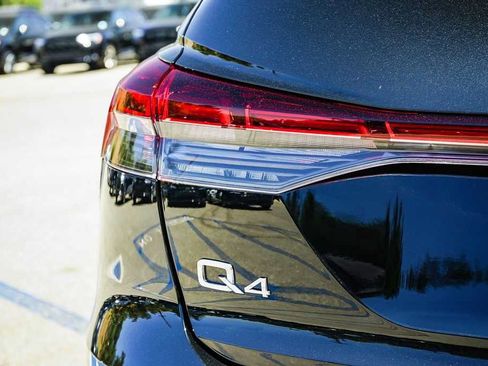 Used 2023 Audi Q4 e-tron Premium w/ Premium Plus RWD image 10