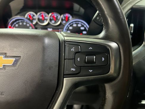 Used 2021 Chevrolet Silverado 1500 LT w/ Z71 Off-Road Package AWD/4WD image 28