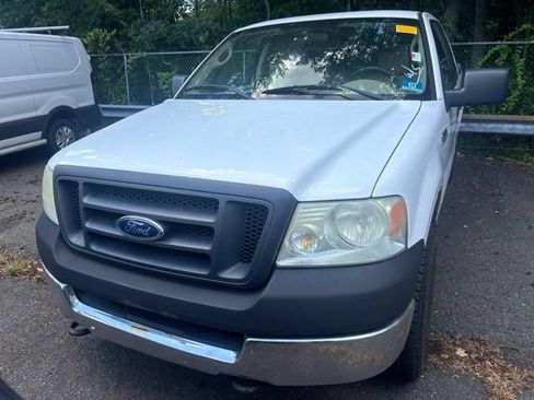 Used 2005 Ford F150 STX AWD/4WD image 1