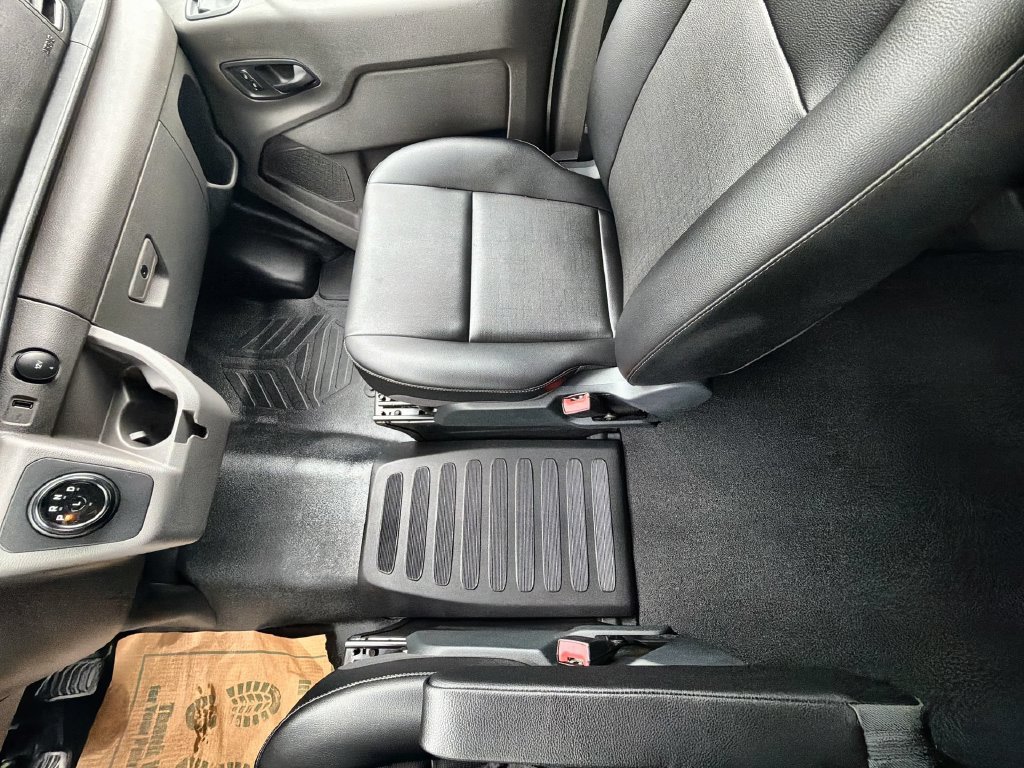 Used 2023 Ford E-Transit 148 High Roof Extended RWD image 24
