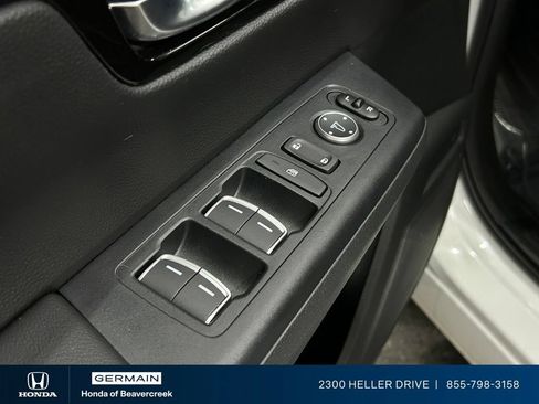 Used 2025 Honda CR-V Sport Touring image 18