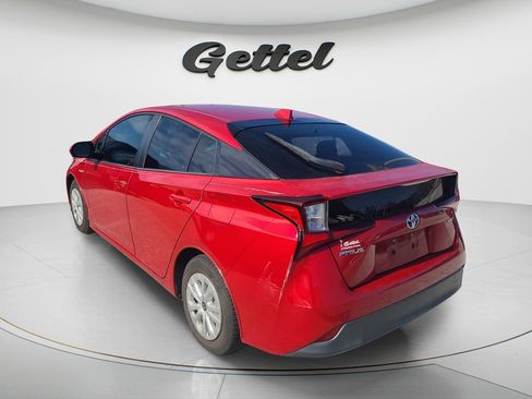 Certified 2020 Toyota Prius LE FWD image 5