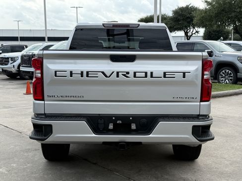 Used 2022 Chevrolet Silverado 1500 Custom RWD image 6