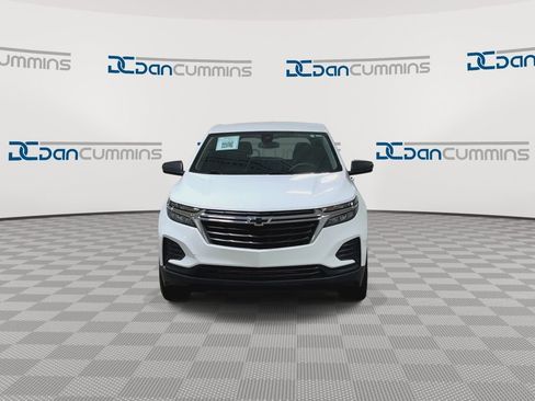 Used 2022 Chevrolet Equinox LS image 3