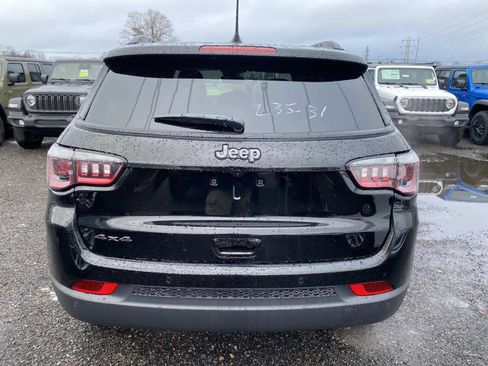 New 2026 Jeep Compass Limited image 4