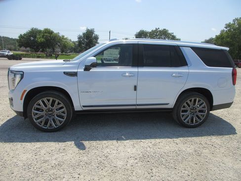 New 2026 GMC Yukon Denali Ultimate AWD/4WD image 7
