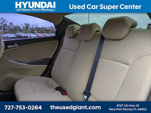 Used 2012 Hyundai Accent GLS w/ Premium Pkg 3 FWD image 13
