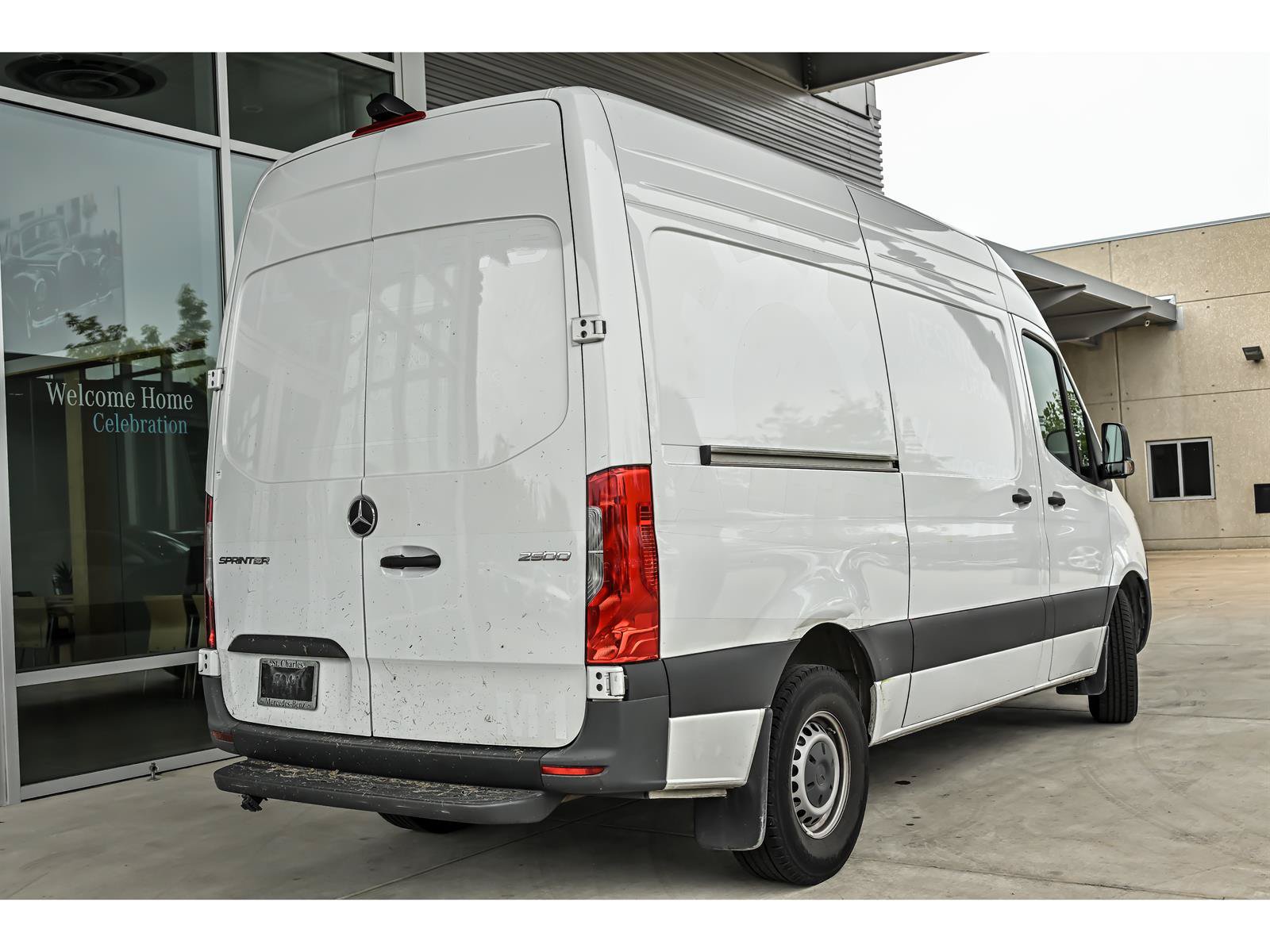 Used 2024 Mercedes-Benz Sprinter 2500 image 5